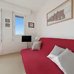 Vue Panoramique, Front De Avec Parking Appartement