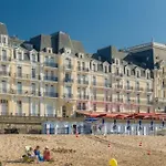 Vue Panoramique, Front De Avec Parking Appartement